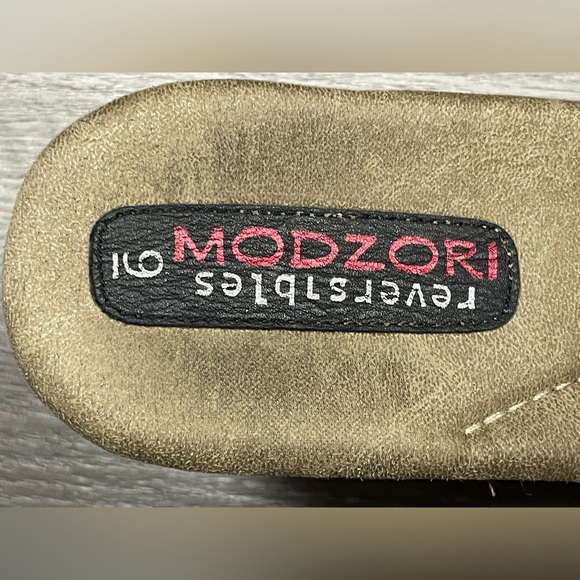 Modzori Virginia 2-in-1 Reversible White Black Wedge Sandal Women’s Size 9 - Picture 9 of 10